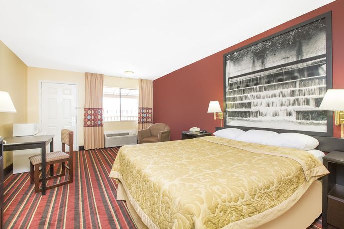 Imagen de la habitación del Hotel Super 8 by Wyndham Temple S. General Bruce. Foto 6