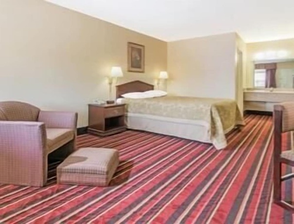 Imagen de la habitación del Hotel Super 8 by Wyndham Temple S. General Bruce. Foto 8