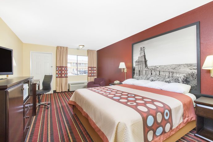 Imagen de la habitación del Hotel Super 8 by Wyndham Temple S. General Bruce. Foto 9