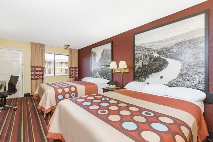 Imagen de la habitación del Hotel Super 8 by Wyndham Temple S. General Bruce. Foto 16