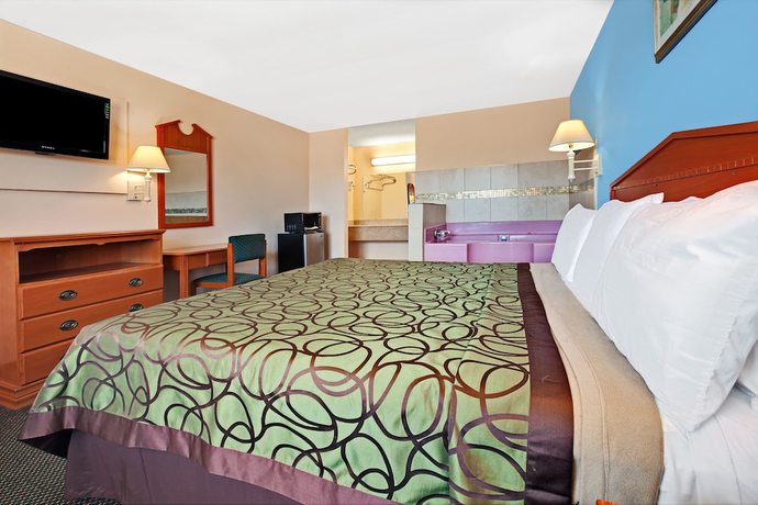 Imagen de la habitación del Hotel Super 8 by Wyndham Terrell. Foto 10