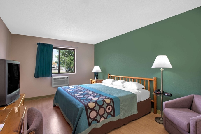 Imagen de la habitación del Hotel Super 8 by Wyndham Ticonderoga. Foto 5