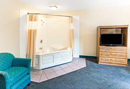 Imagen de la habitación del Hotel Super 8 by Wyndham Villa Rica. Foto 4