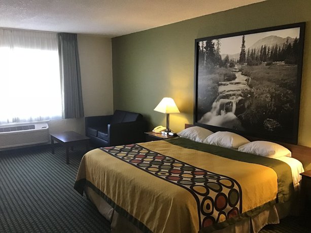 Imagen de la habitación del Hotel Super 8 by Wyndham Wendover. Foto 7