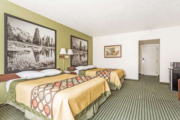 Imagen de la habitación del Hotel Super 8 by Wyndham Wendover. Foto 12