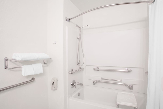 Imagen de la habitación del Hotel Super 8 by Wyndham Winnemucca NV. Foto 11