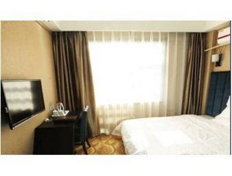 Imagen de la habitación del Hotel Super 8 by Wyndham Zhengzhou Railway Station. Foto 10