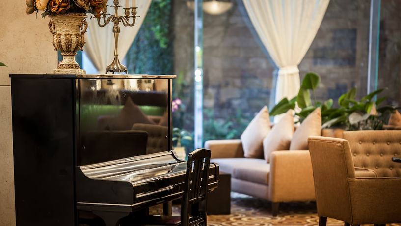 Imagen de los interiores del Hotel Super Candle. Foto 14