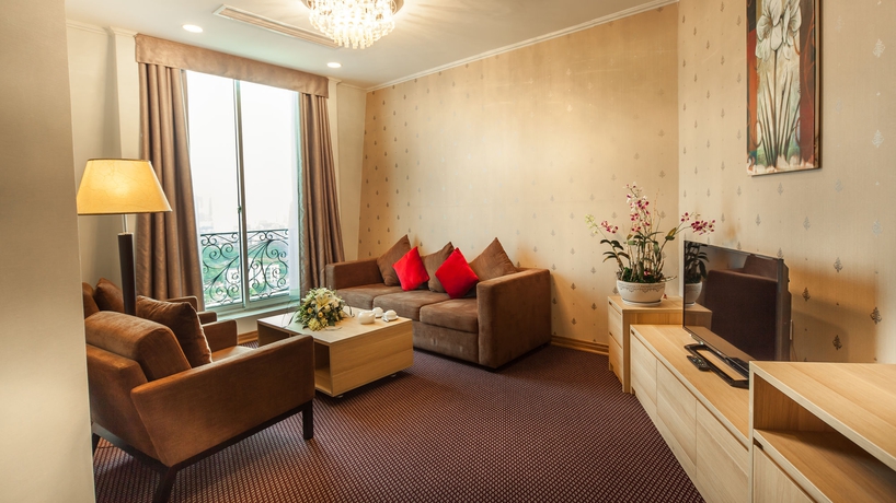 Imagen de los interiores del Hotel Super Candle. Foto 17