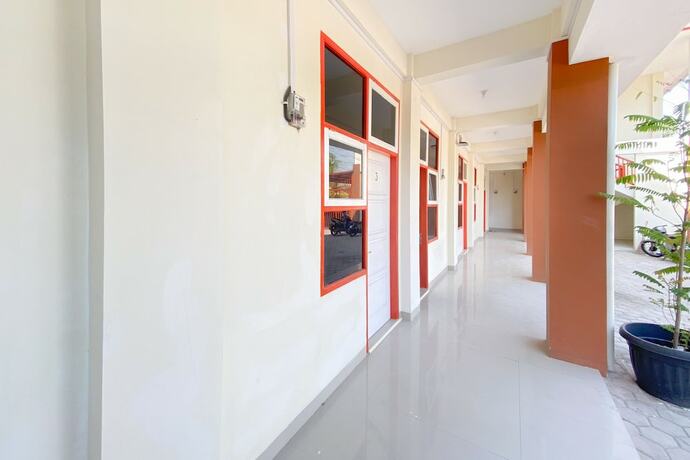 Imagen general del Hotel Super Capital O 3092 Falah Residence Syariah. Foto 11