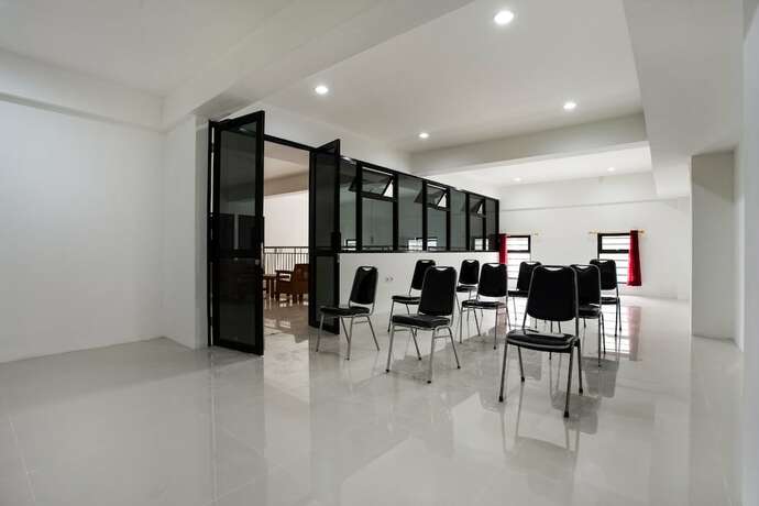 Imagen general del Hotel Super Capital O 3463 Cimahi Guest House. Foto 12