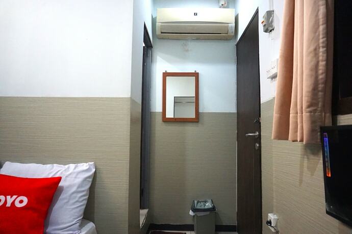 Imagen general del Hotel Super Capital O 3952 C 18 Cibaduyut. Foto 4