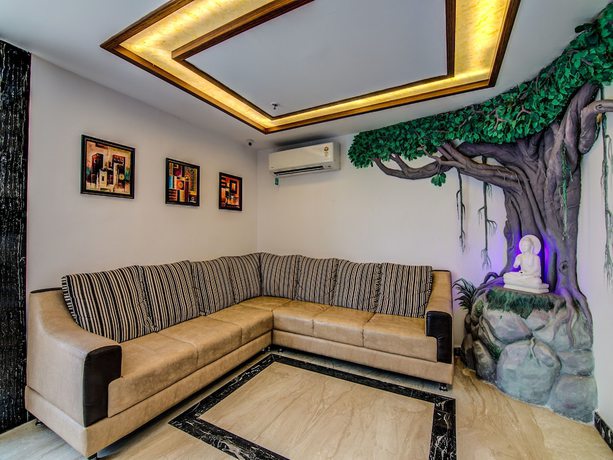 Imagen de los interiores del Hotel Super Capital O Pratibha Grand. Foto 19