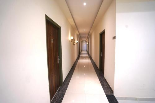 Imagen general del Hotel Super Collection O Ovel Hotel Grand. Foto 4