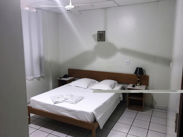 Imagen de la habitación del Hotel Super Economico. Foto 7