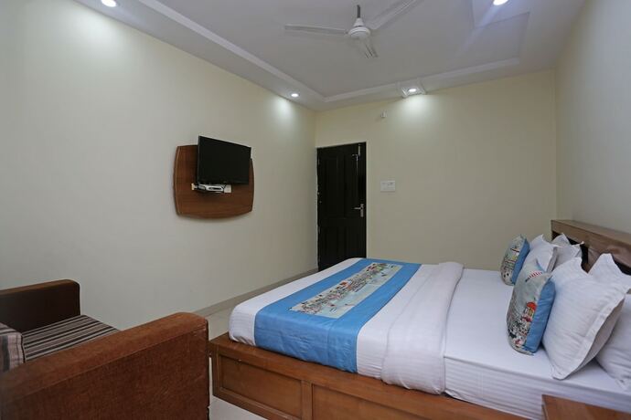 Imagen de la habitación del Hotel Super Hotel O Jwalapur Near Railway Station. Foto 5