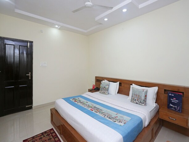 Imagen de la habitación del Hotel Super Hotel O Jwalapur Near Railway Station. Foto 6