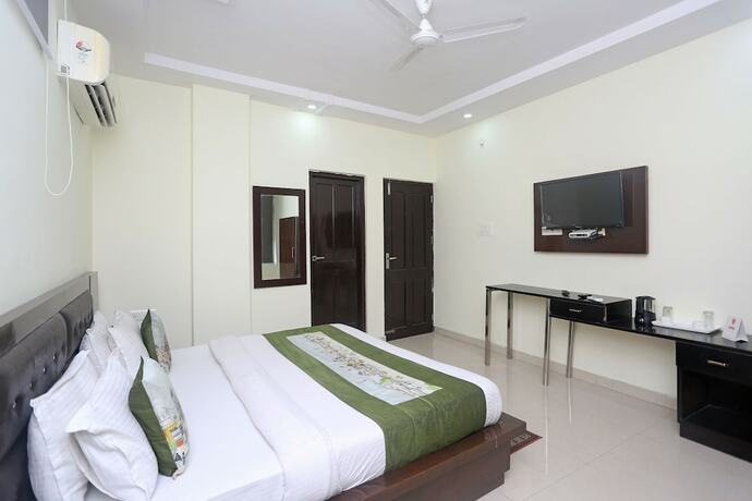 Imagen de la habitación del Hotel Super Hotel O Jwalapur Near Railway Station. Foto 8