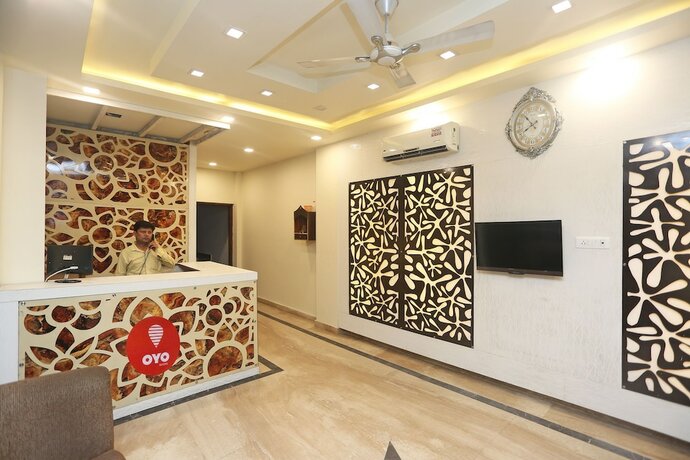 Imagen de los interiores del Hotel Super Hotel O Jwalapur Near Railway Station. Foto 17