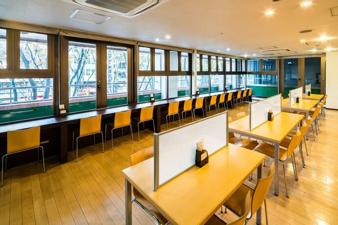 Imagen del bar/restaurante del Hotel Super Inn Sendai Kokubuncho. Foto 2