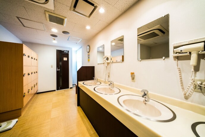 Imagen de la piscina del Hotel Super Inn Sendai Kokubuncho. Foto 15