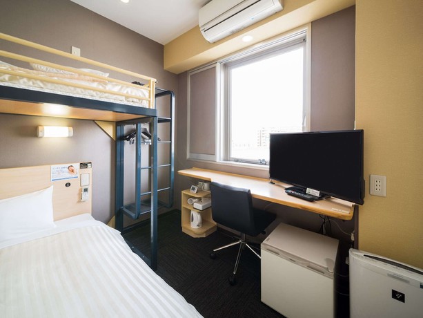 Imagen de la habitación del Hotel Super Kadoma. Foto 12