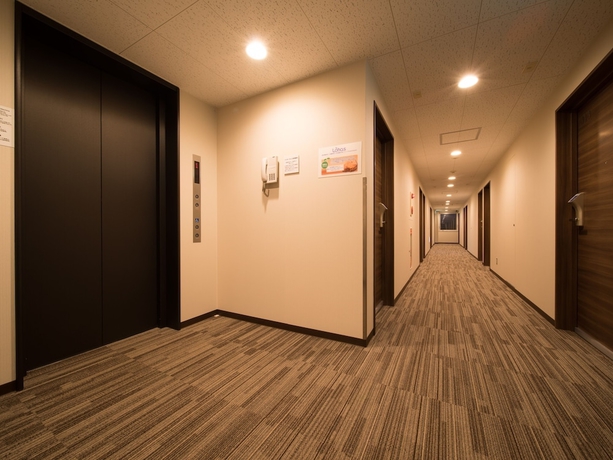 Imagen de los interiores del Hotel Super Kitami. Foto 18