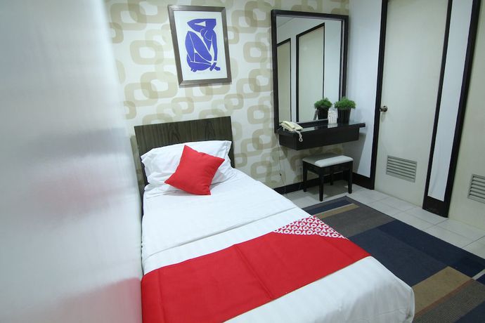 Imagen de la habitación del Hotel Super OYO 107 Orange Nest. Foto 8