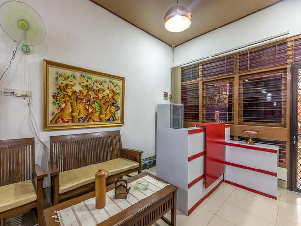 Imagen de los interiores del Hotel Super OYO 1487 Residence Khoe. Foto 4