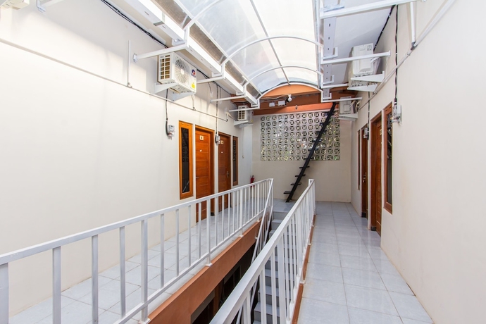 Imagen de los interiores del Hotel Super OYO 1718 Homestay Wak Gobenk. Foto 19