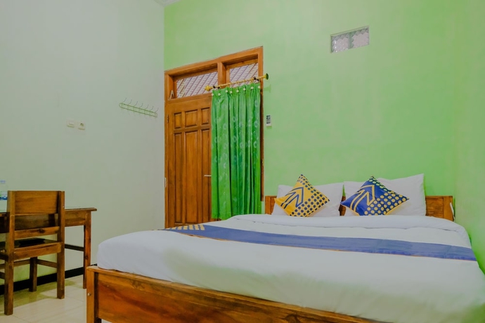 Imagen de la habitación del Hotel Super OYO 1759 Family Residence Syariah. Foto 3