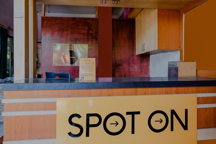 Imagen de los interiores del Hotel Super OYO 1759 Family Residence Syariah. Foto 16