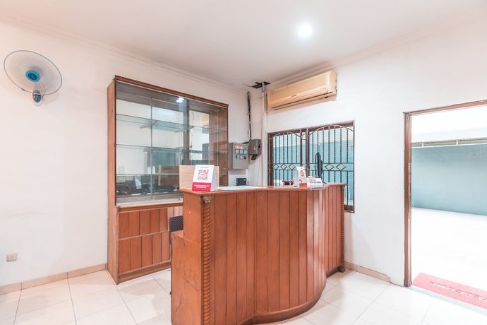 Imagen de los interiores del Hotel Super OYO 2034 Eden Guest House. Foto 14