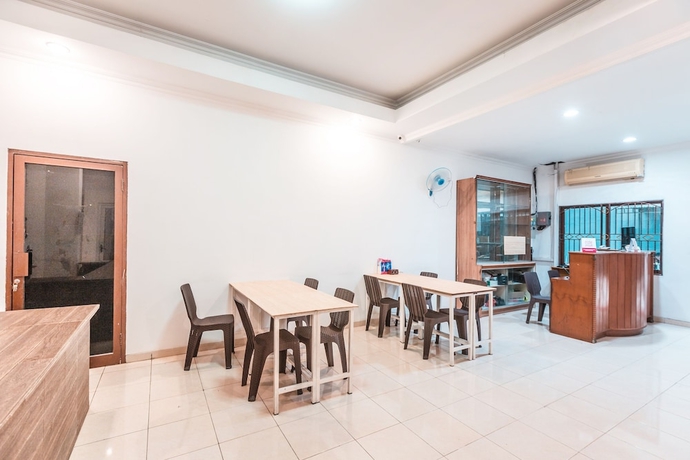 Imagen de los interiores del Hotel Super OYO 2034 Eden Guest House. Foto 17