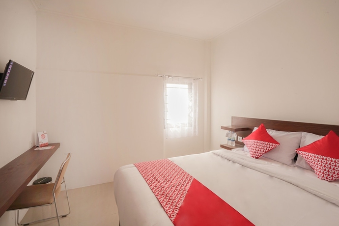 Imagen de la habitación del Hotel Super OYO 2183 Cibeureum Residence. Foto 9