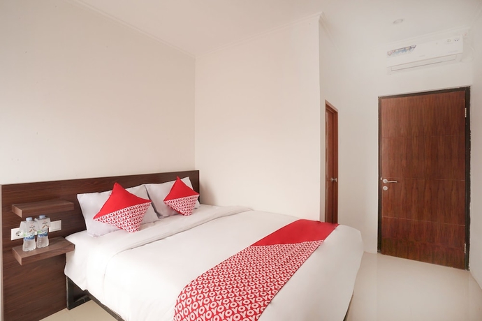 Imagen de la habitación del Hotel Super OYO 2183 Cibeureum Residence. Foto 11