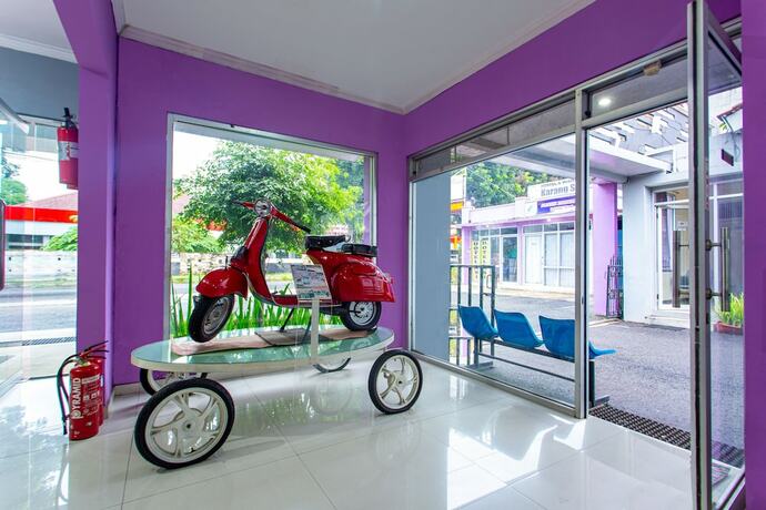 Imagen general del Hotel Super OYO 3042 Griya Karangsalam Indah. Foto 3