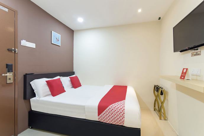 Imagen de la habitación del Hotel Super OYO 326 Tc Hotel. Foto 10