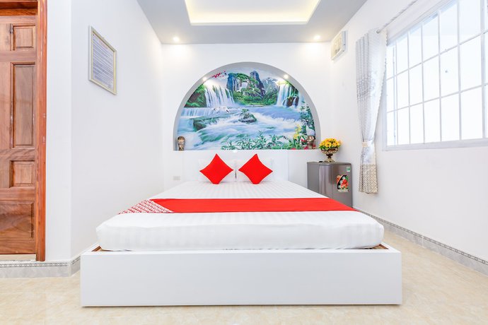 Imagen de la habitación del Hotel Super OYO 598 Peony. Foto 4