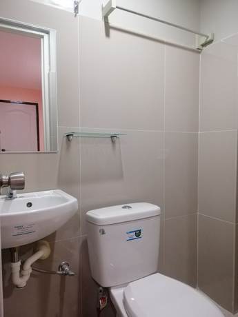 Imagen de la habitación del Hotel Super OYO 604 Chateau Cinco Dormitel - Hostel. Foto 7