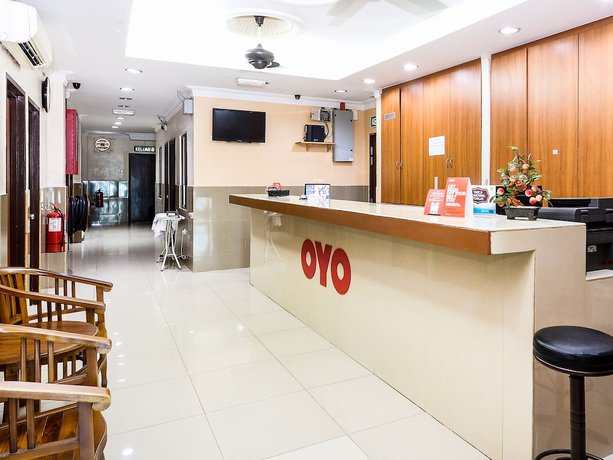Imagen de los interiores del Hotel Super OYO 707 Ayuni. Foto 19