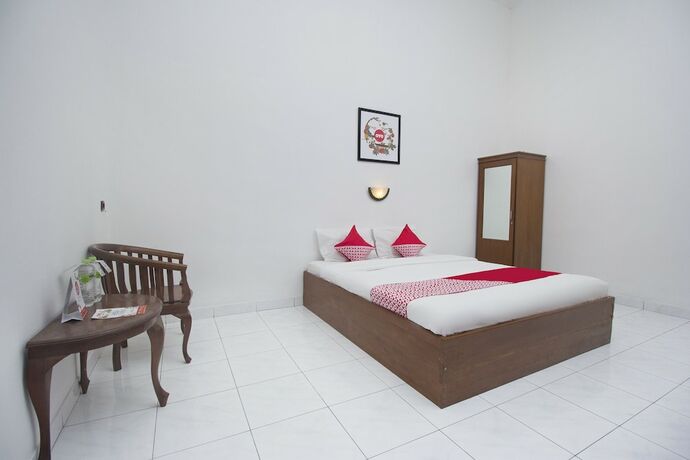Imagen de la habitación del Hotel Super OYO 759 Dewi Sri. Foto 15