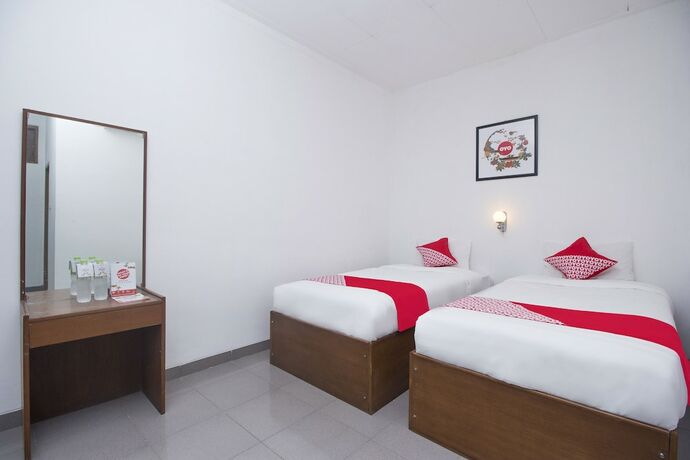 Imagen de la habitación del Hotel Super OYO 759 Dewi Sri. Foto 17