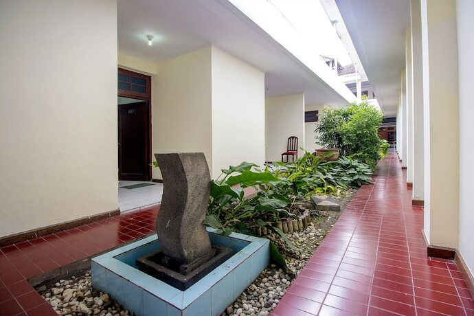 Imagen general del Hotel Super OYO 759 Dewi Sri. Foto 5