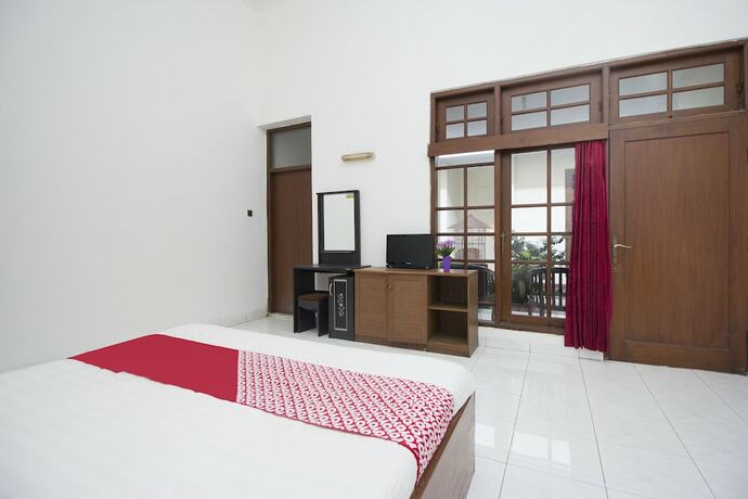 Imagen de la habitación del Hotel Super OYO 759 Dewi Sri. Foto 18