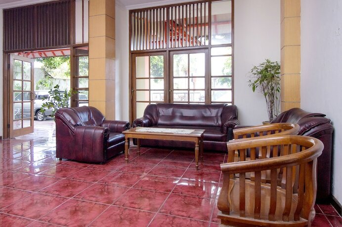 Imagen general del Hotel Super OYO 759 Dewi Sri. Foto 13