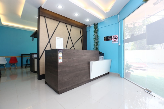 Imagen de los interiores del Hotel Super OYO 89771 Dane and Shue. Foto 17