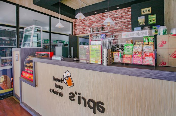 Imagen de los interiores del Hotel Super OYO 90072 Apri Inn Syariah. Foto 17