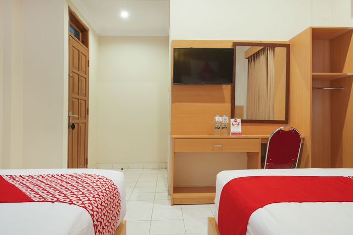 Imagen de la habitación del Hotel Super OYO 902 Pondok Anggun. Foto 3