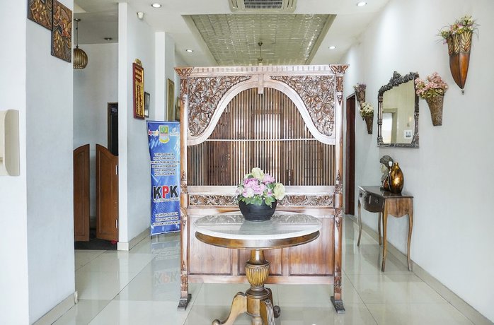 Imagen de los interiores del Hotel Super OYO 91188 Teratai Cikarang. Foto 15